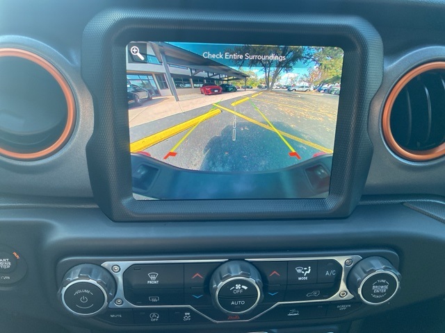 Used Car 2021 Jeep Gladiator  Mojave For Sale Under $40,000 In San Antonio, Texas