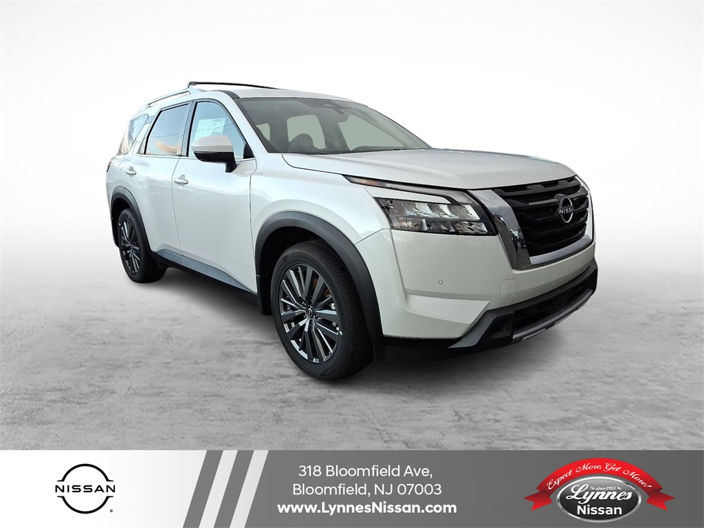 2025 Nissan Pathfinder SL 4WD