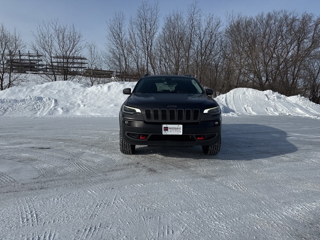 Used 2019 Jeep Cherokee Trailhawk with VIN 1C4PJMBX0KD483630 for sale in Zumbrota, Minnesota