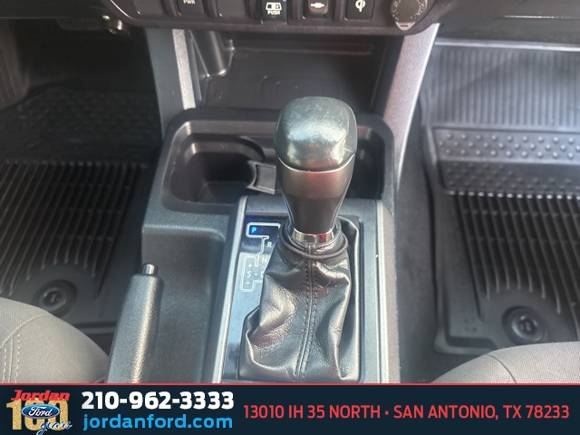Used Car 2018 Toyota Tacoma  Trd Off-road For Sale Under $30,000 In San Antonio, Texas
