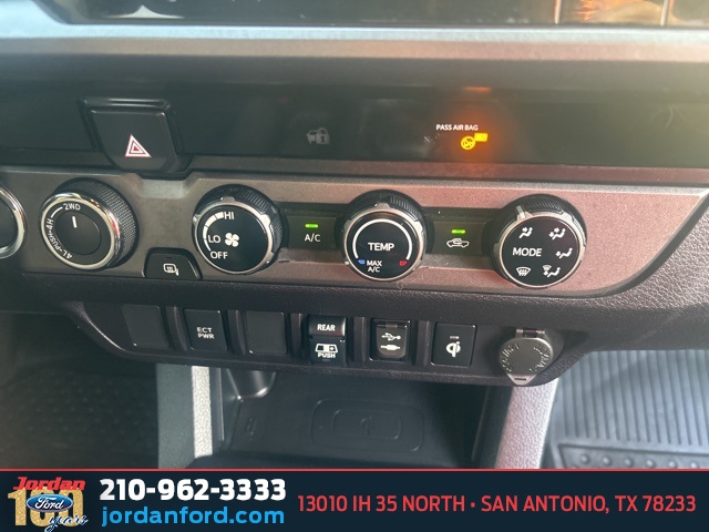 Used Car 2018 Toyota Tacoma  Trd Off-road For Sale Under $30,000 In San Antonio, Texas