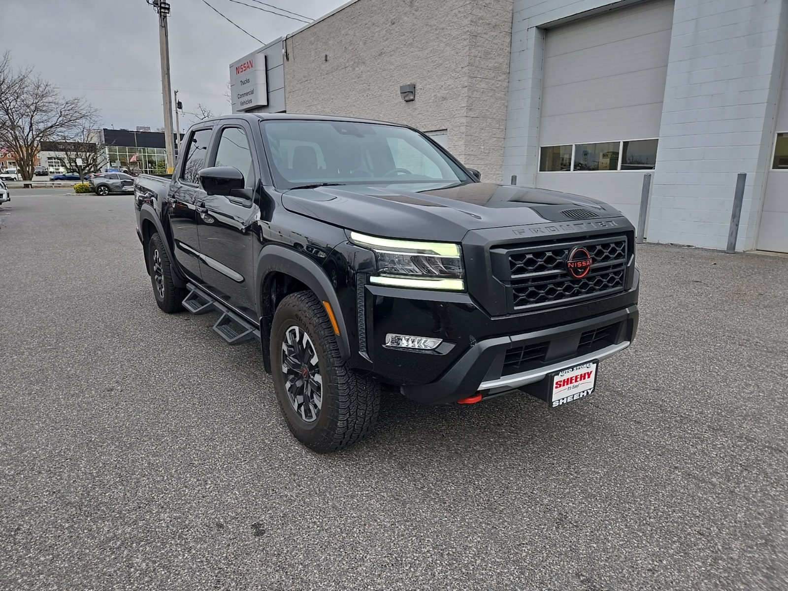 2024 Nissan Frontier PRO-4X Crew Cab 4WD