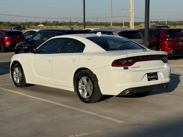 2017 Dodge Charger SXT photo 46