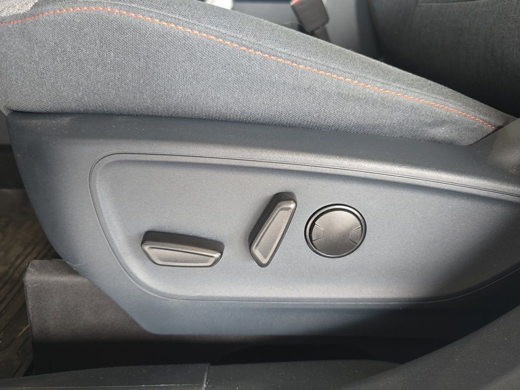 Thumbnail: 2022 Ford Maverick - 11