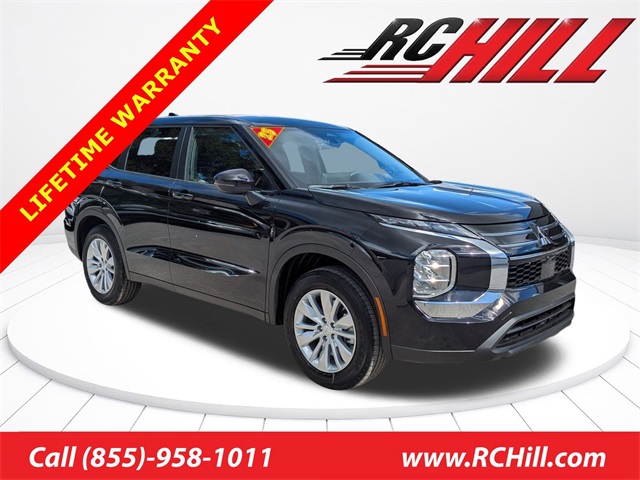 2025 Mitsubishi Outlander ES