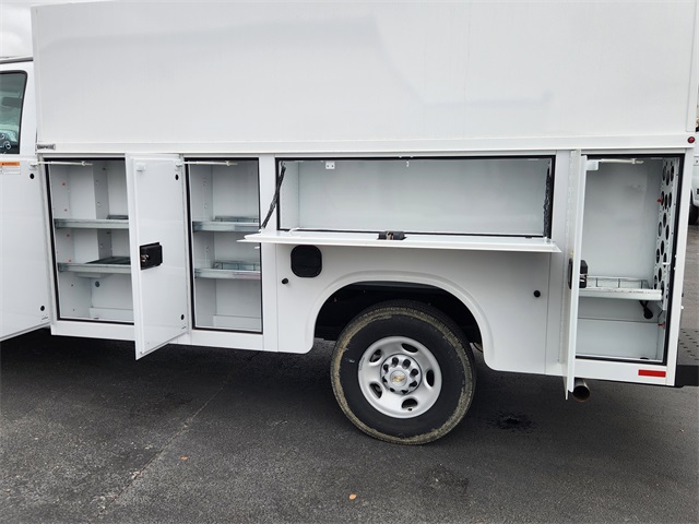 New Car 2025 Chevrolet Express Commercial Cutaway  Cg33503 For Sale Under $60,000 In San Antonio, Texas