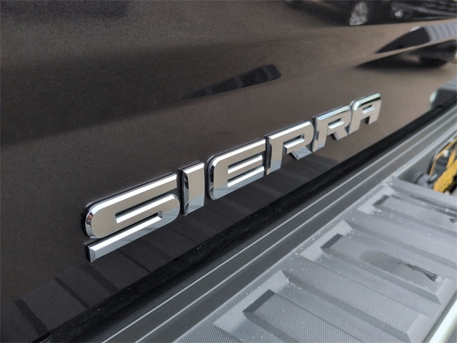 2015 GMC Sierra 2500HD SLT for sale at PATRIOT CHEVROLET OF LIMERICK