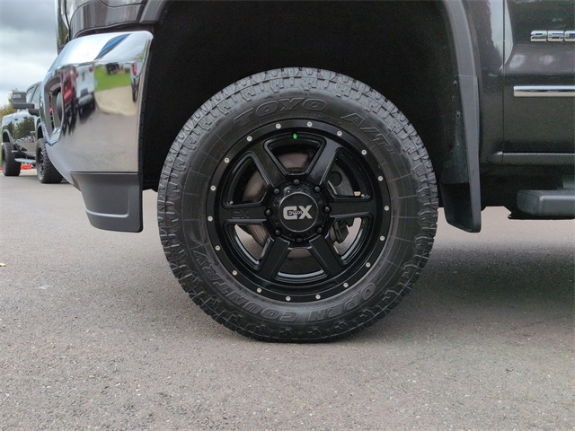 2015 GMC Sierra 2500HD SLT for sale at PATRIOT CHEVROLET OF LIMERICK