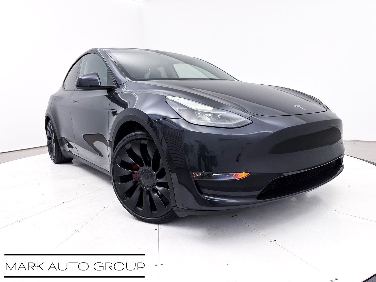 2024 Tesla Model Y Performance