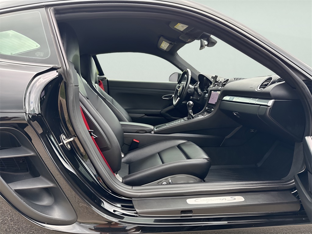 2017 Porsche 718 Cayman