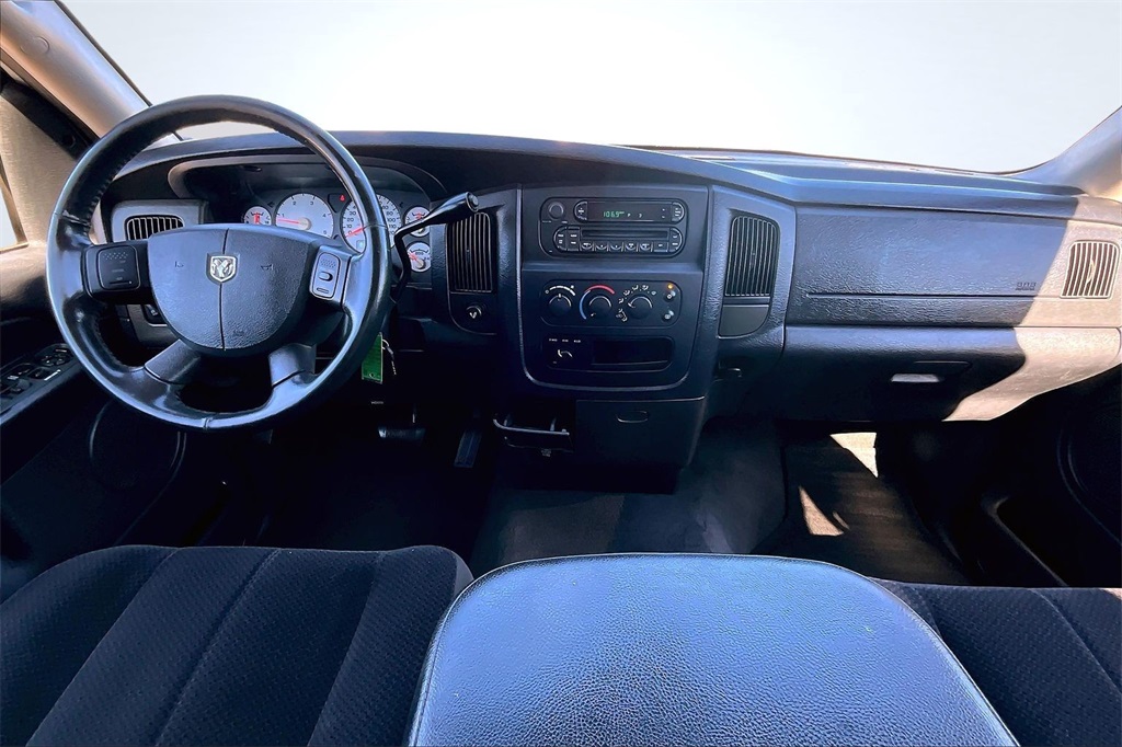 2005 Dodge Ram 2500 SLT White at DeMontrond Auto Country