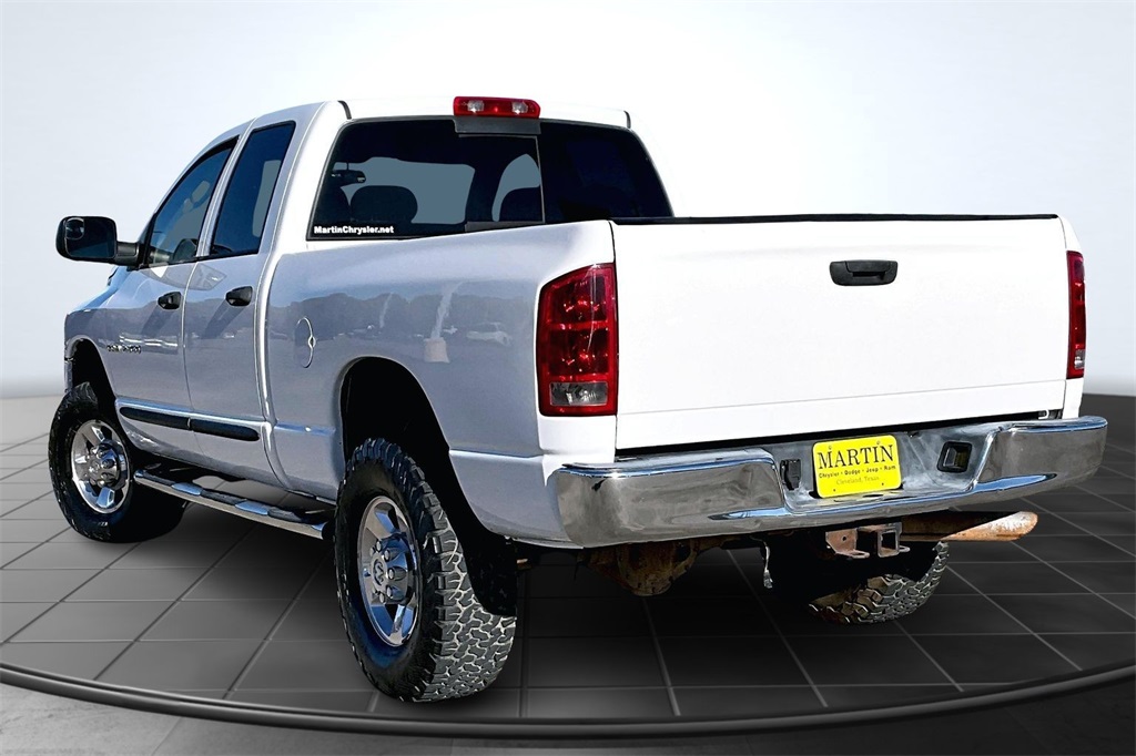 2005 Dodge Ram 2500 SLT White at DeMontrond Auto Country