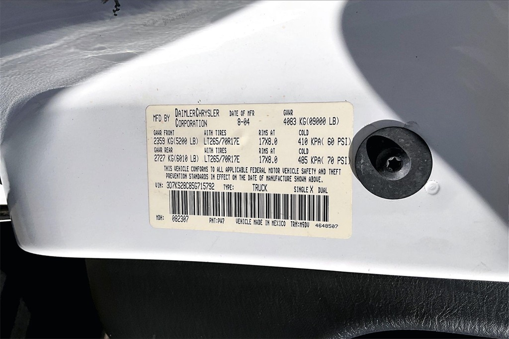 2005 Dodge Ram 2500 SLT White at DeMontrond Auto Country