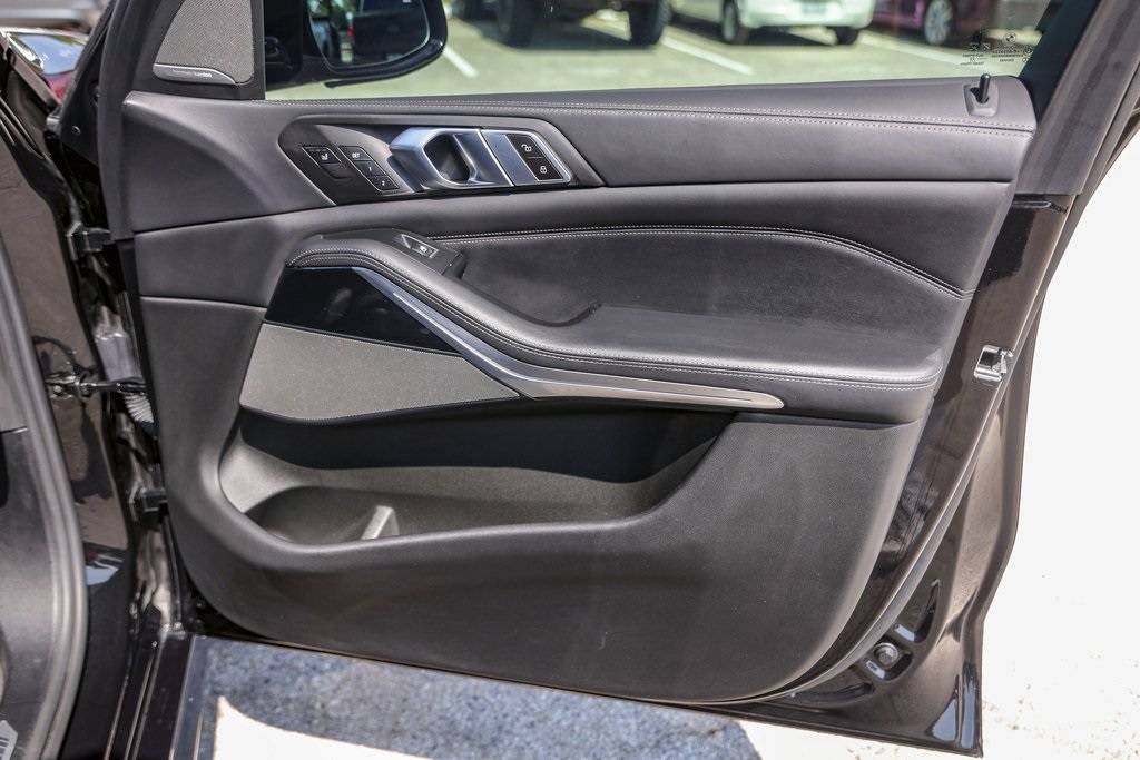 2022 Bmw X5  M50i In Austin, Texas