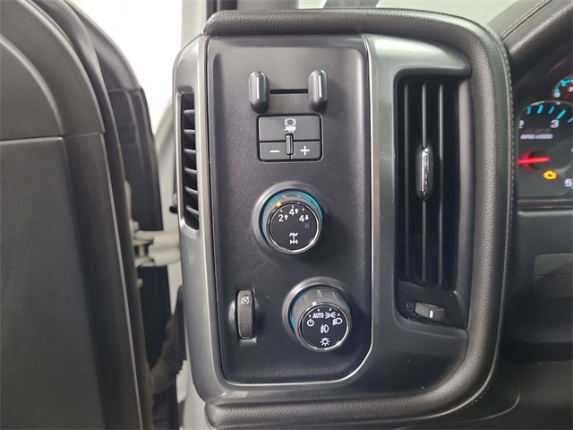 2015 – Chevrolet – Silverado 3500HD