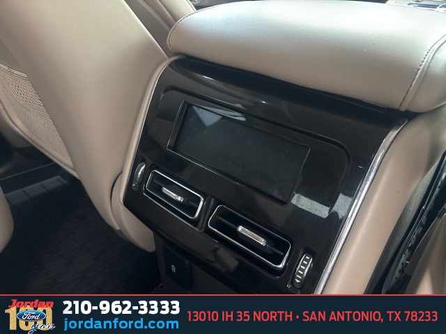 Used Car 2022 Lincoln Aviator  Reserve For Sale Under $40,000 In San Antonio, Texas