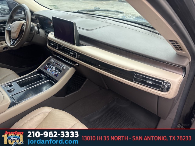 Used Car 2022 Lincoln Aviator  Reserve For Sale Under $40,000 In San Antonio, Texas