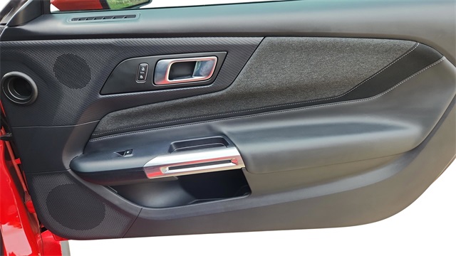 2024 Ford Mustang - Image 27