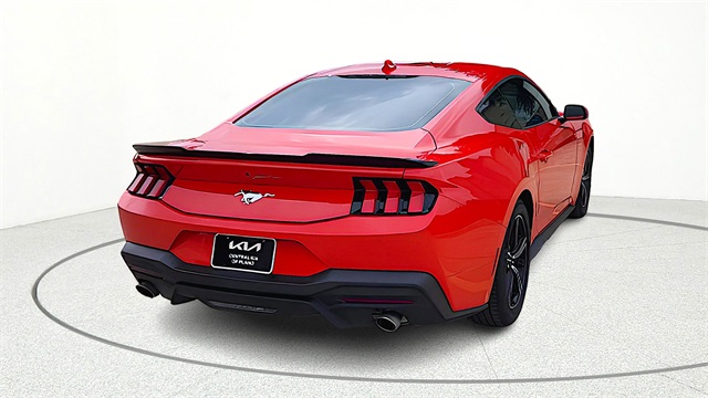 2024 Ford Mustang - Image 7