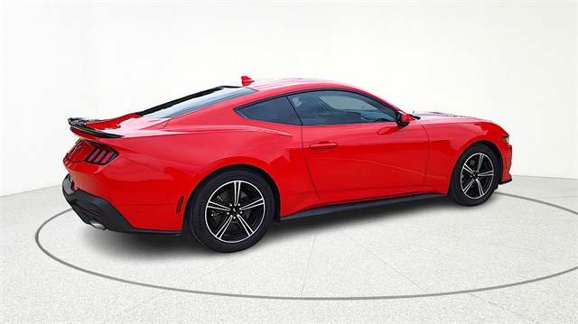 2024 Ford Mustang - Image 8