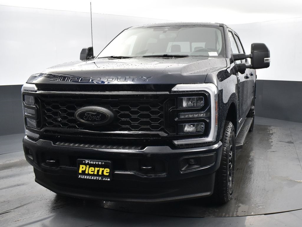 2025 Ford F-350 Super Duty Lariat Crew Cab 4WD