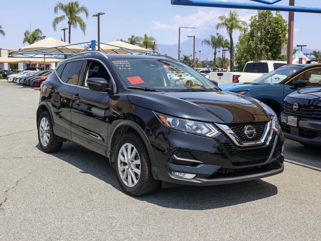 2022 Nissan Rogue Sport SV