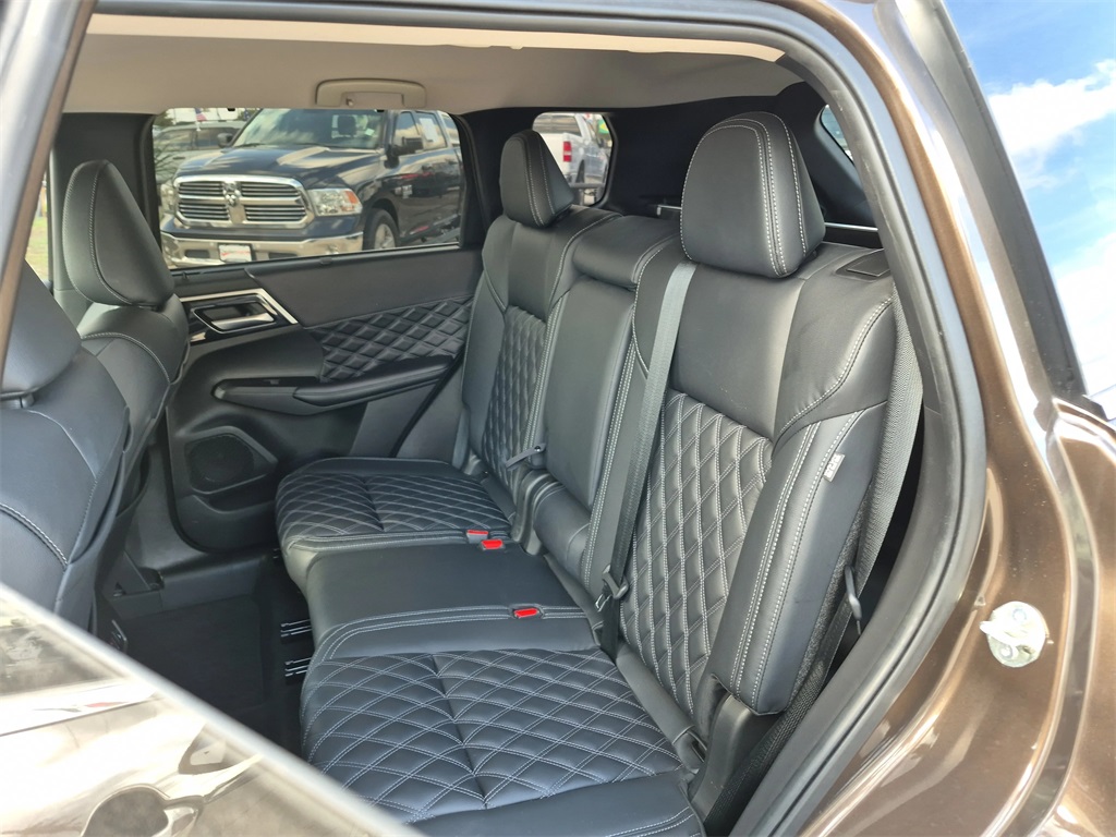 2024 Mitsubishi Outlander SEL Brown at Shottenkirk Kia Fort Bend
