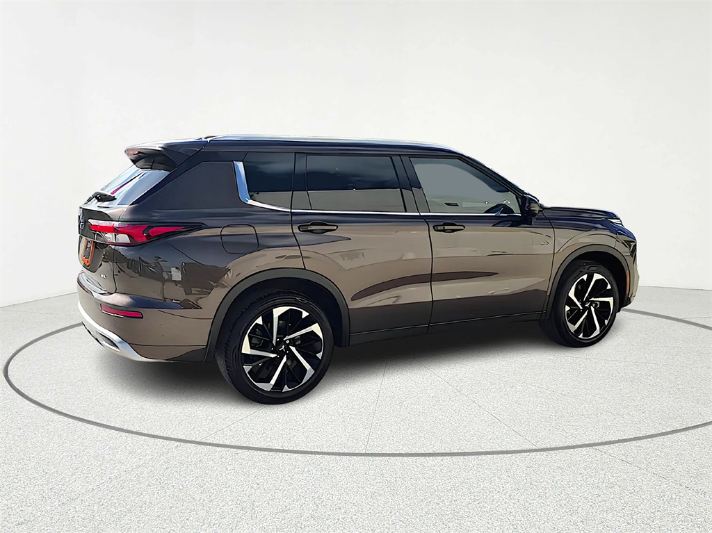 2024 Mitsubishi Outlander SEL Brown at Shottenkirk Kia Fort Bend