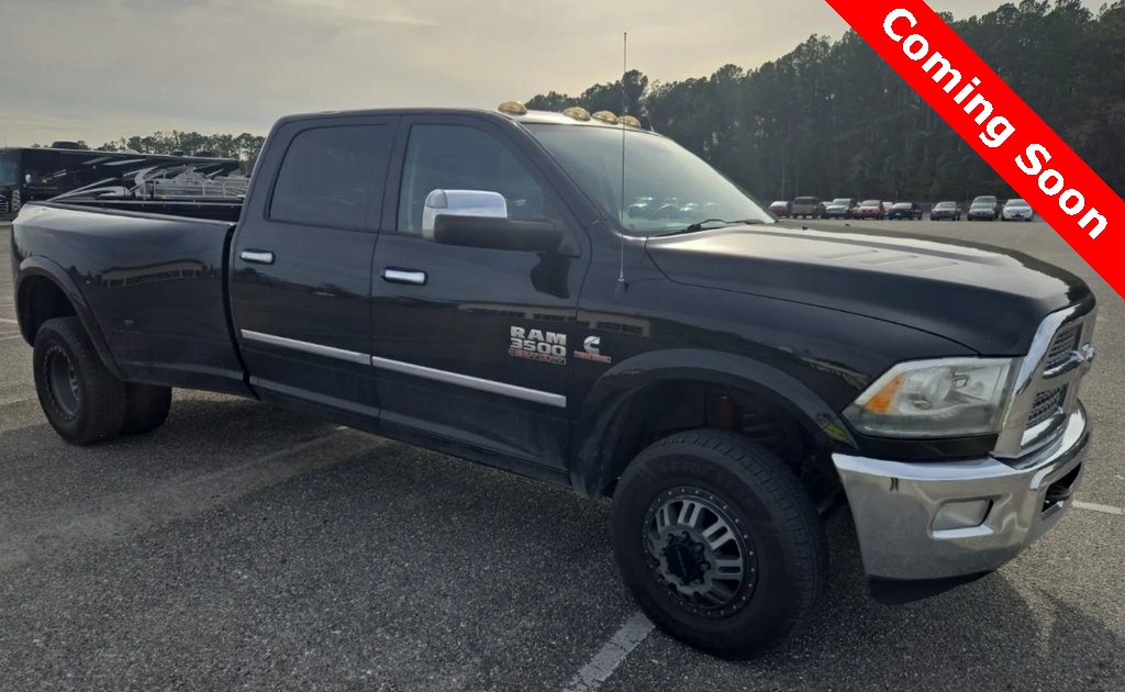 2015 RAM 3500 Laramie Crew Cab LB DRW 4WD