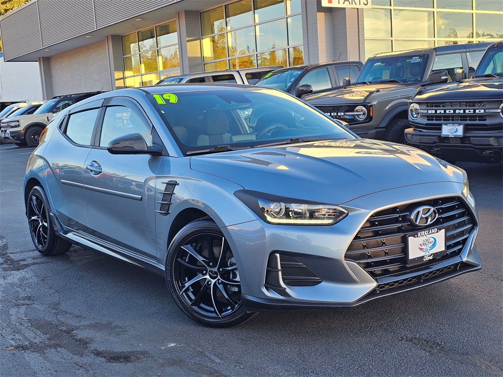 2019 Hyundai Veloster FWD