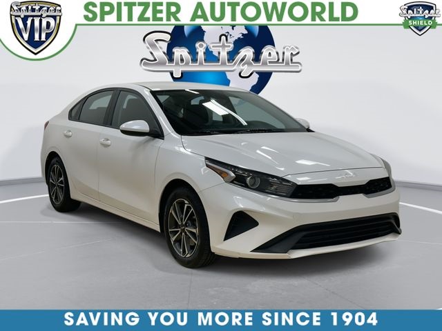 2022 Kia Forte LXS FWD