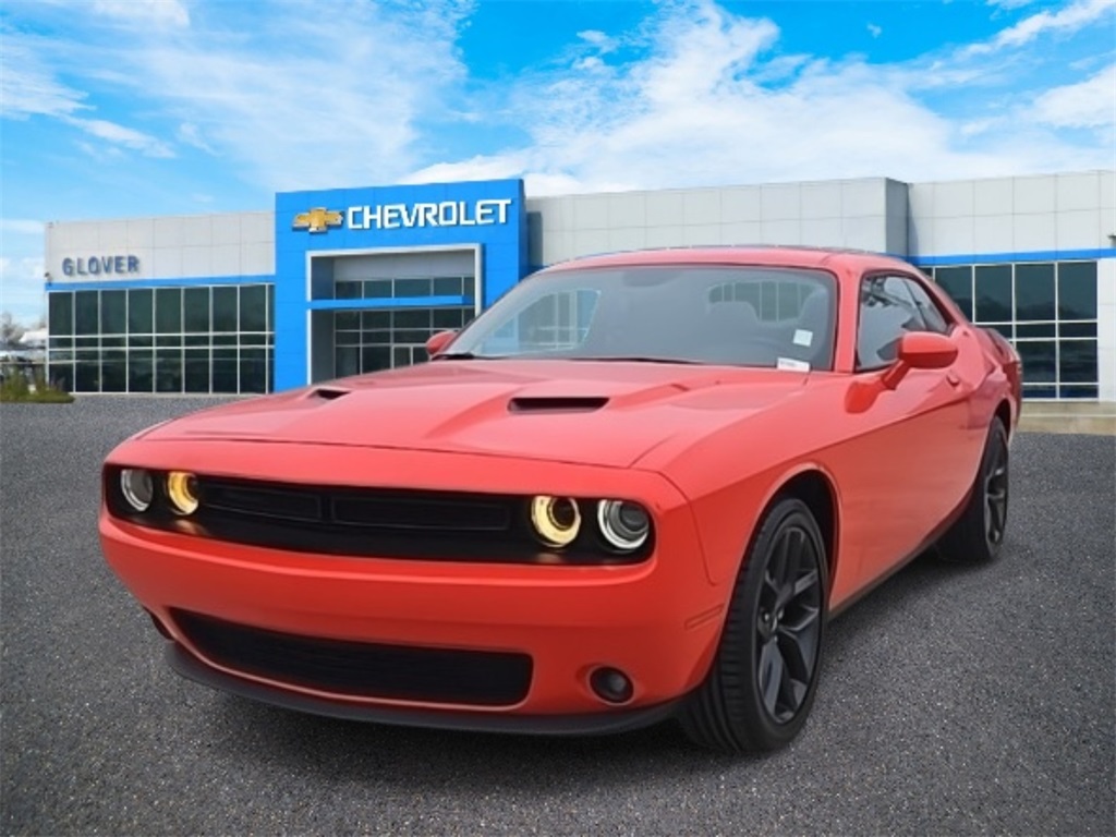 2021 Dodge Challenger SXT RWD