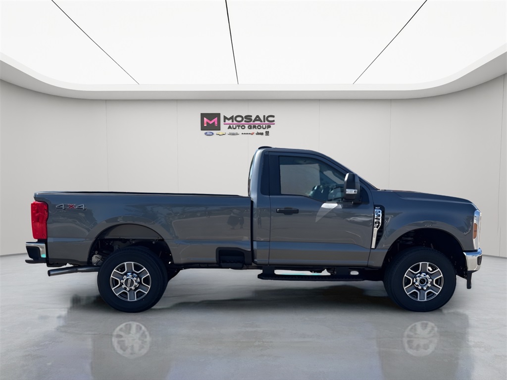 2025 Ford F-350SD