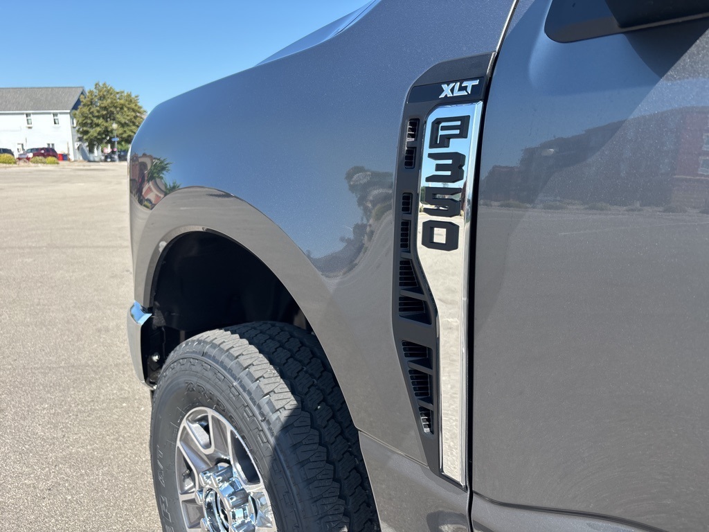 2025 Ford F-350SD