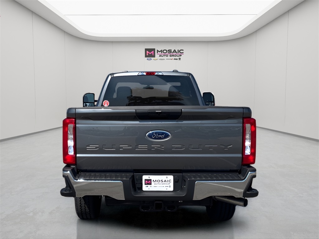 2025 Ford F-350SD