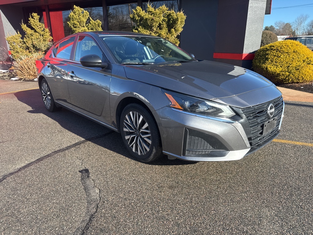 2024 Nissan Altima 2.5 SV FWD