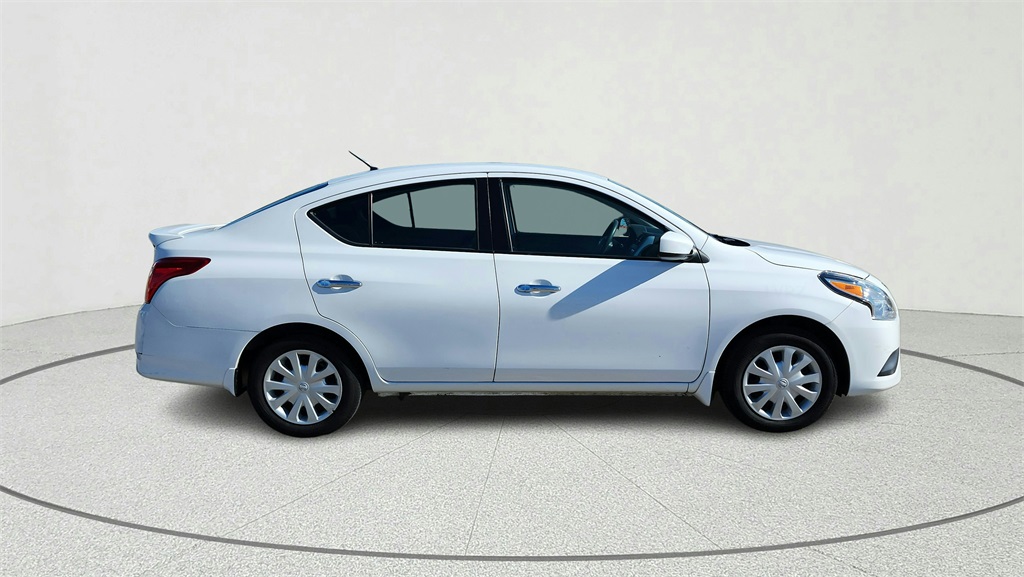 2019 Nissan Versa