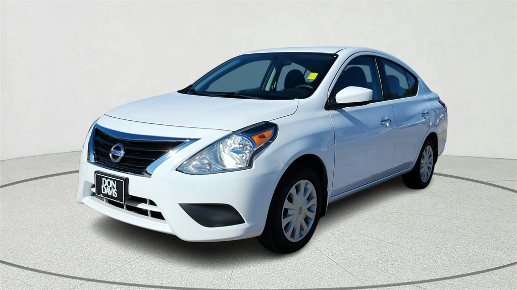 2019 Nissan Versa
