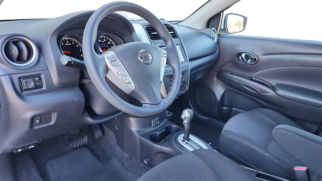 2019 Nissan Versa