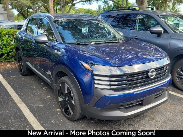 2025 Nissan Kicks SR