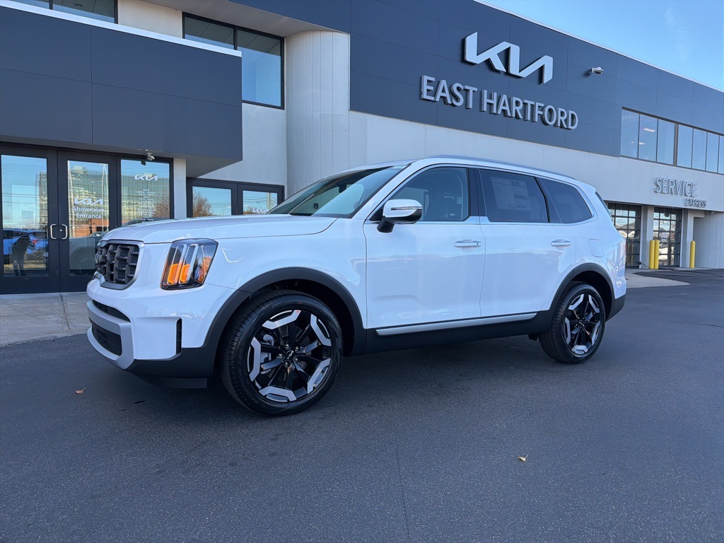 2025 Kia Telluride S's photo