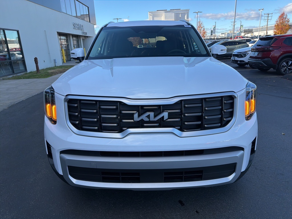 2025 Kia Telluride S photo 2