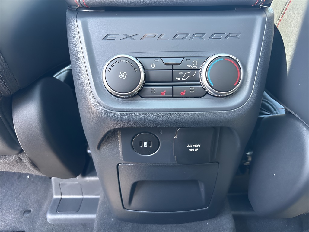 2025 Ford Explorer