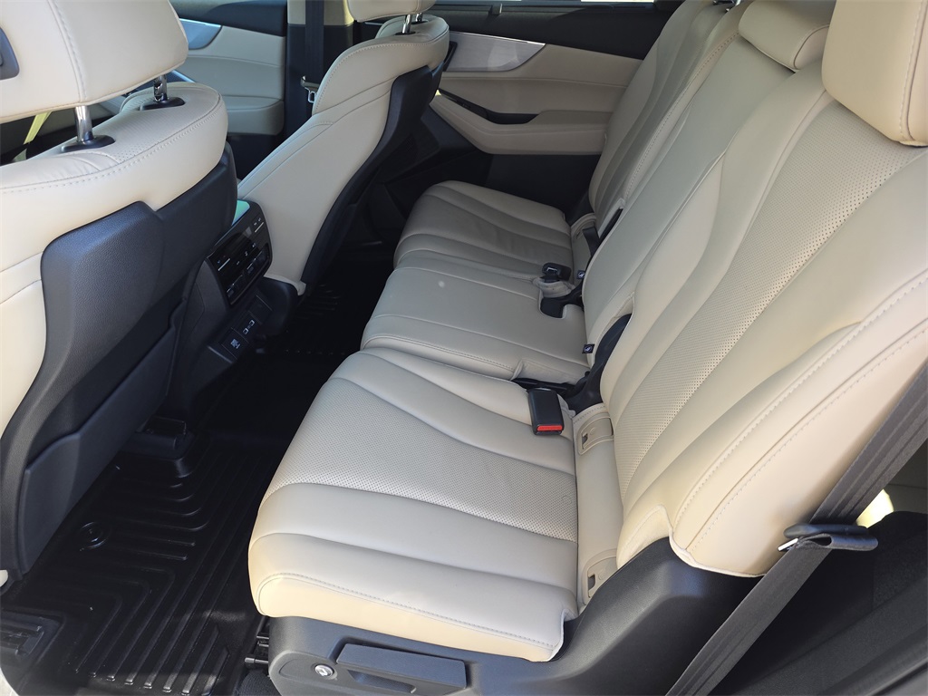 2022 Acura MDX Technology White at Classic Elite Chevrolet Sugar Land