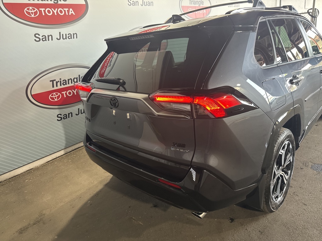 Thumbnail: 2025 Toyota RAV4 - 21