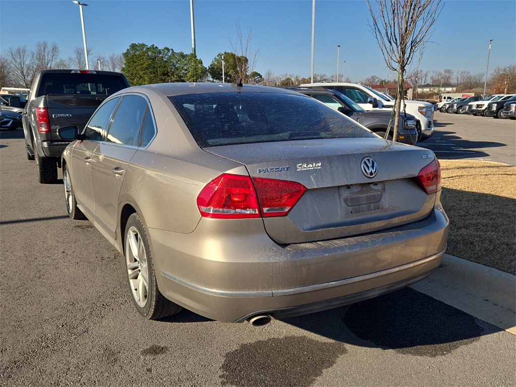 Used 2015 Volkswagen Passat For Sale in Farmington, AR