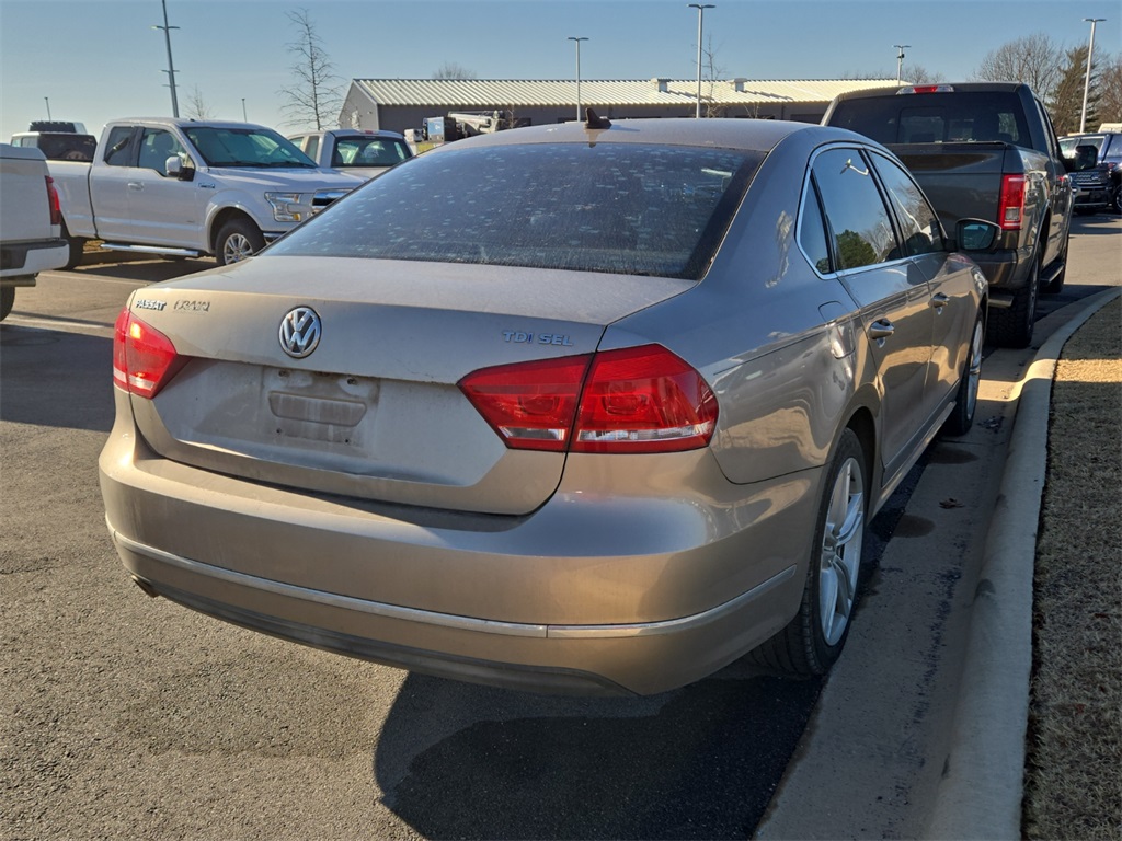 Used 2015 Volkswagen Passat For Sale in Farmington, AR