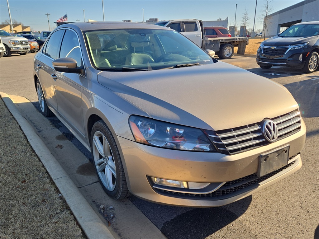 Used 2015 Volkswagen Passat For Sale in Farmington, AR