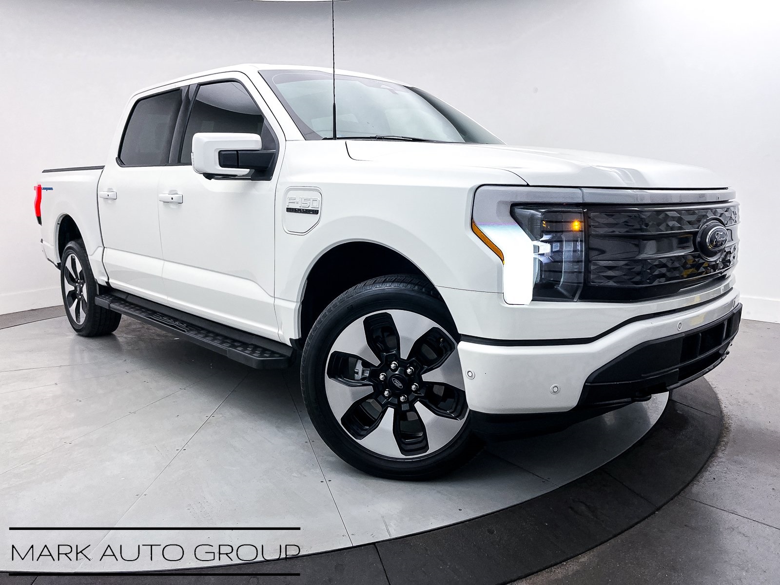 2022 Ford F-150 Lightning