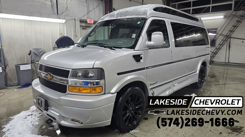2021 Chevrolet Express 2500 LS RWD